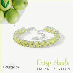 Crisp Apple Impression Bracelet